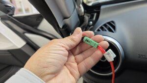 オーディオ音質向上目的のスピーカー交換を実施中の、マツダロードスターRF(ND型)BOSE付車Aピラー内側ツィーター接続