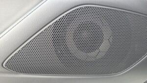 オーディオ音質向上目的のスピーカー交換を実施後の、マツダロードスターRF(ND型)BOSE付車ドアスピーカー部