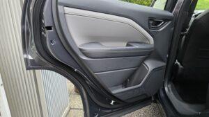 スバルフォレスター(SL型)テレマティクス用リアドア