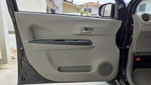 オーディオ音質向上目的のスピーカー交換を実施後の、ダイハツミライース(LA300S型)ドア