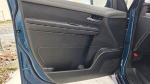 オーディオ音質向上目的のスピーカー交換を実施前の、日産セレナ(C28型)最上級グレードルキシオンドア