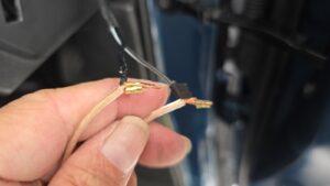 オーディオ音質向上目的のスピーカー交換を実施前の、日産セレナ(C28型)最上級グレードルキシオンツィーター配線