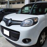 ディーラーオプションナビから市販ディスプレイオーディオへの付け替えとサテライトスイッチやバックカメラを流用した、ルノーカングー