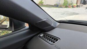 オーディオ音質向上目的のスピーカー交換を実施前の、ホンダシビックタイプR(FL5型)Aピラーツィーター部