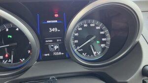 クルーズコントロールとステアリングリモコンを追加中の、トヨタランドクルーザープラド(150系)クルコンマーク表示