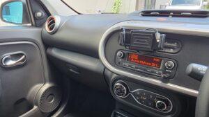 オーディオ音質向上目的のスピーカー交換を実施後の、ルノートゥインゴGTオーディオ全景