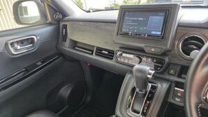 オーディオ音質向上目的のスピーカー交換を実施後の、ホンダN-ONE(JG3型)オーディオ全景