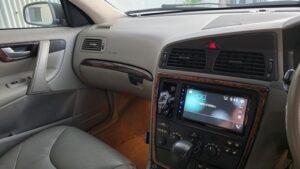 オーディオ音質向上目的のスピーカー交換を実施前の、ボルボV70オーディオ全景